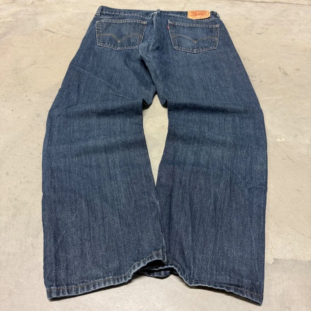 Vintage y2k Levi's 514 Slim Straight Jeans